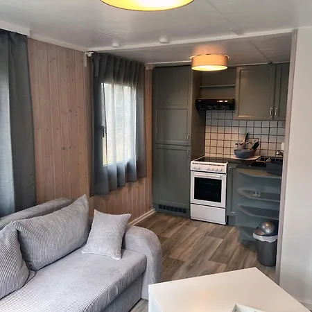 Ferienhaeuser Insel Usedom Waldhaus 3 Mit Whirlpool - Direkt Am Achterwasser Lutow