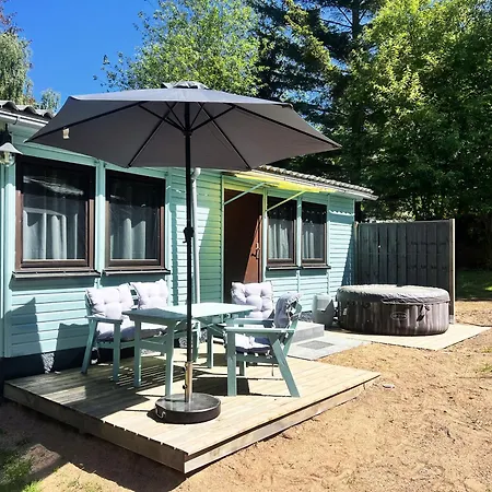 Ferienhaeuser Insel Usedom Waldhaus 3 Mit Whirlpool - Direkt Am Achterwasser