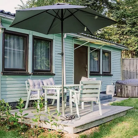 Ferienhaeuser Insel Usedom Waldhaus 3 Mit Whirlpool - Direkt Am Achterwasser * Lutow