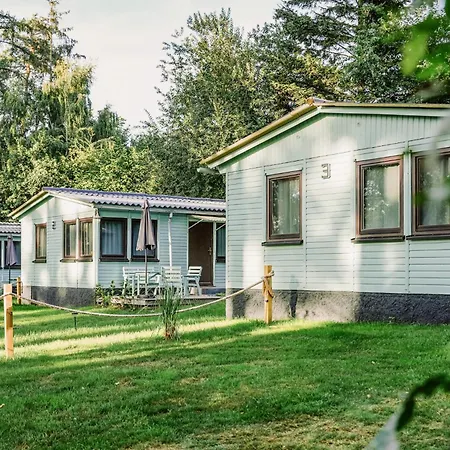 Ferienhaeuser Insel Usedom Waldhaus 3 Mit Whirlpool - Direkt Am Achterwasser *